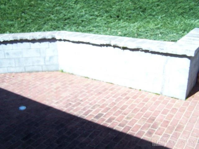 Image number 5 for the current listing