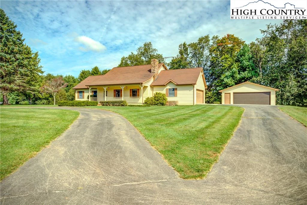 Image number 1 for the current listing