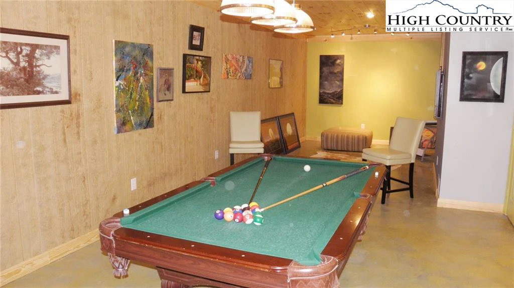 Image number 12 for the current listing