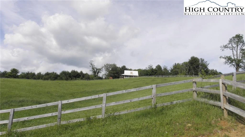 Image number 16 for the current listing