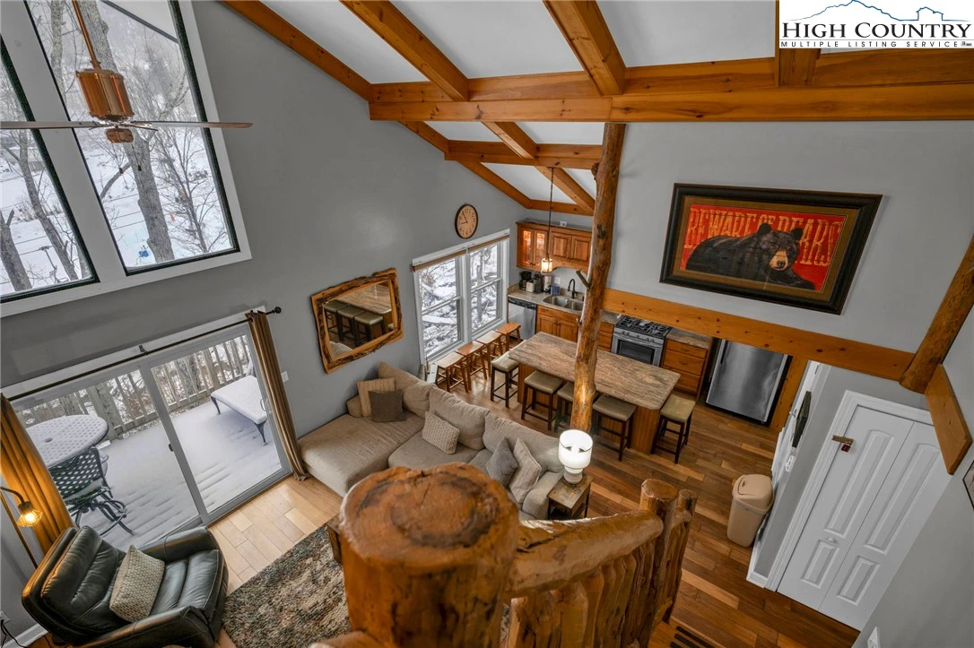 Image number 6 for the current listing