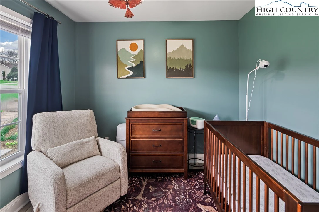 Image number 12 for the current listing