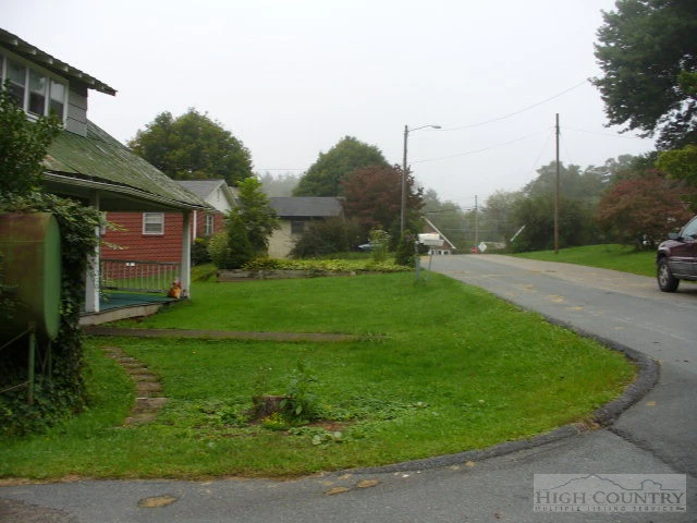 Image number 9 for the current listing