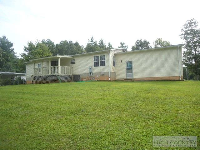 Image number 2 for the current listing