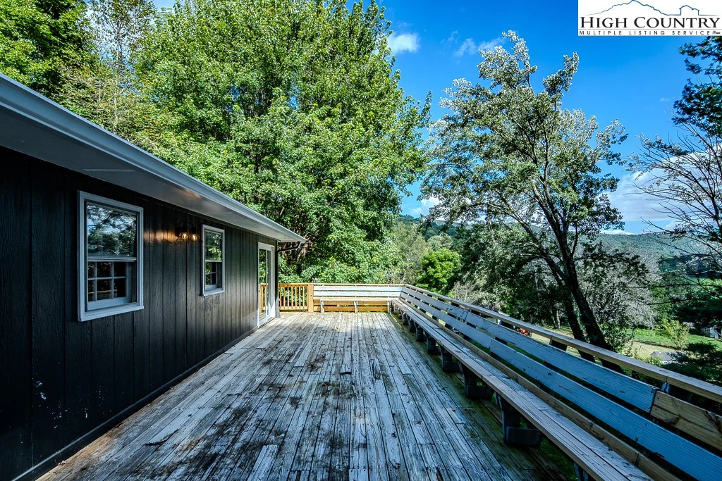 Image number 7 for the current listing