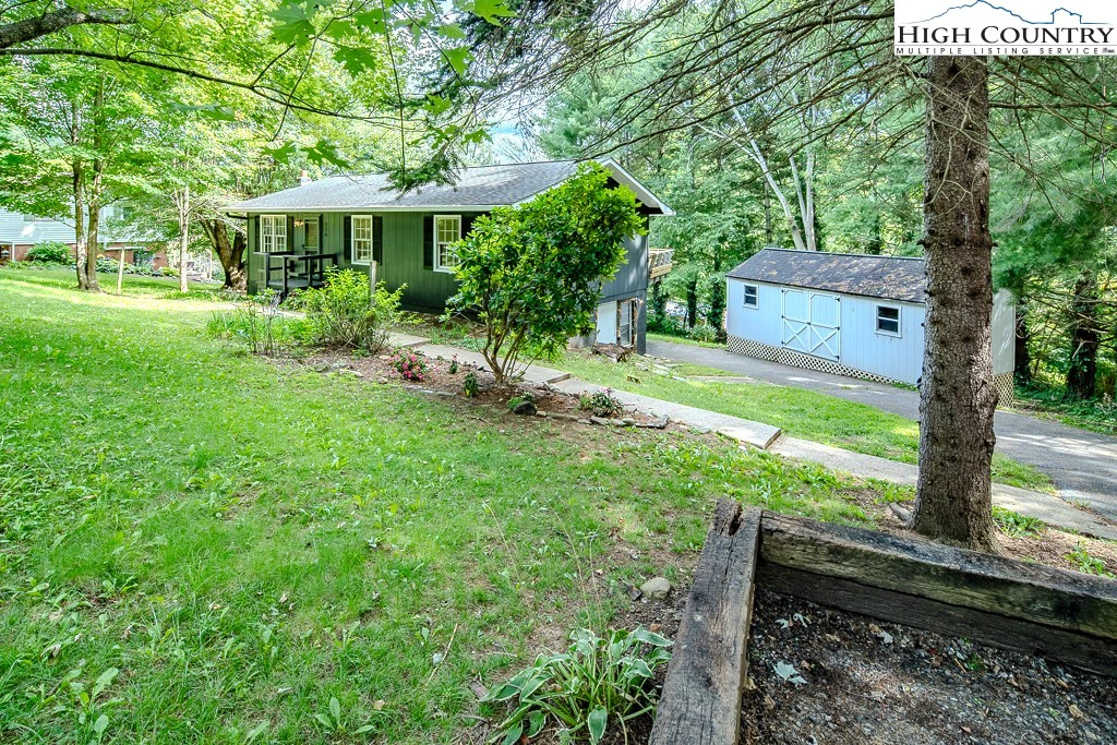 Image number 21 for the current listing