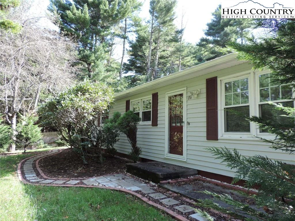 Image number 1 for the current listing