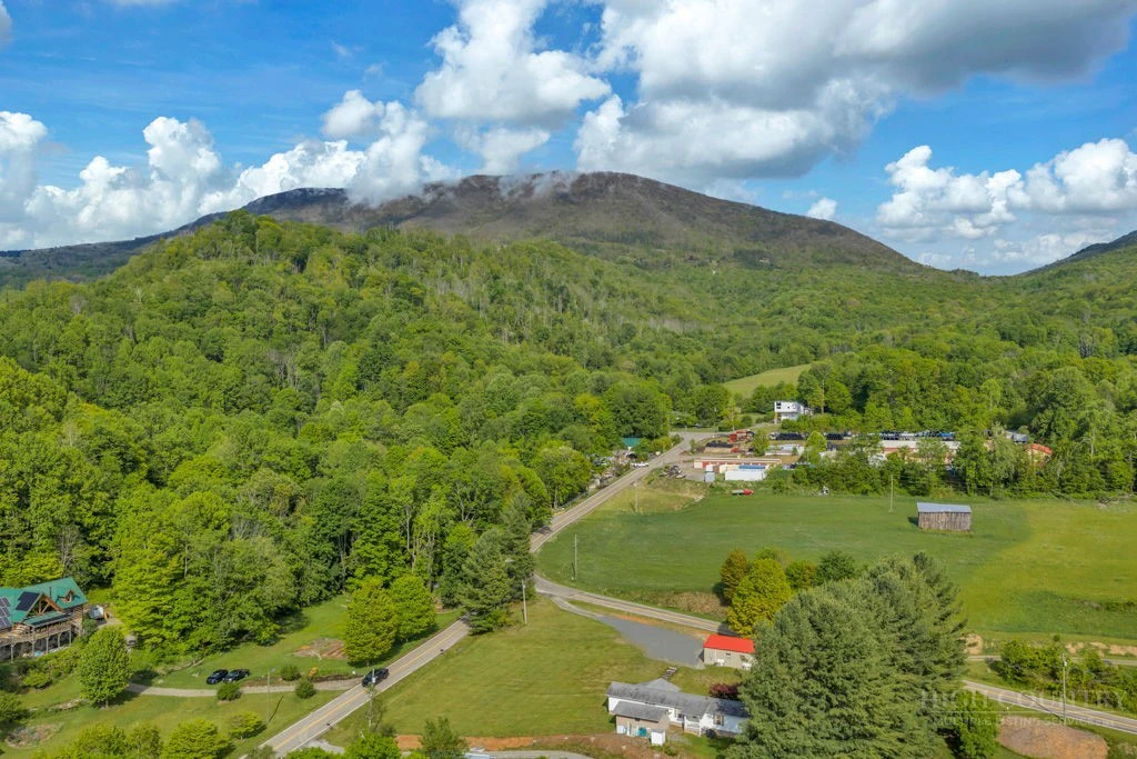 Image number 5 for the current listing