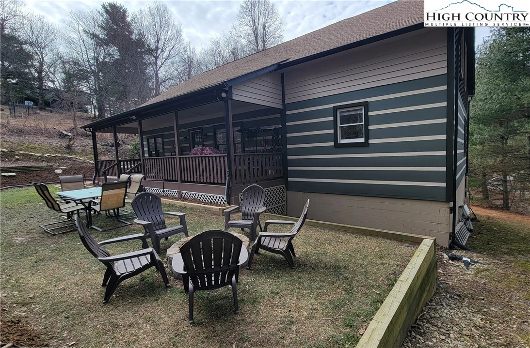 Image number 4 for the current listing