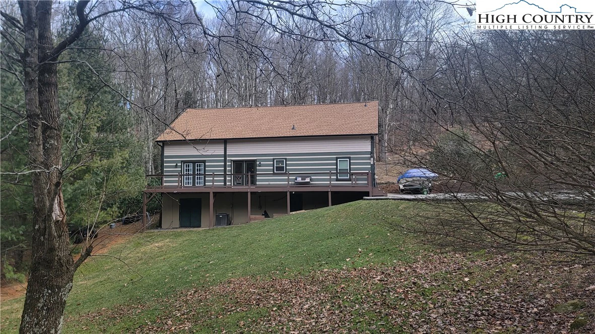 Image number 3 for the current listing