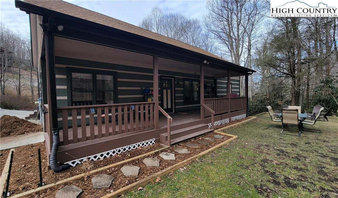 Image number 7 for the current listing