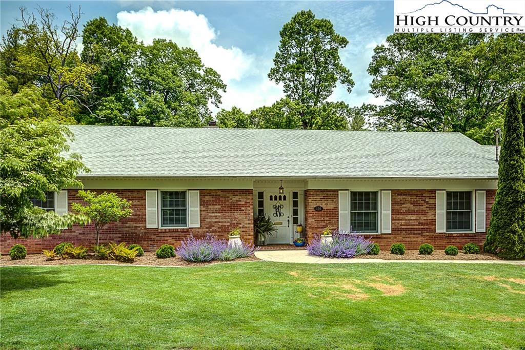 Image number 18 for the current listing