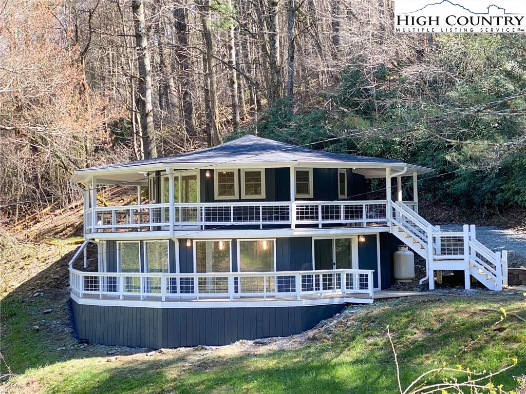 Image number 6 for the current listing