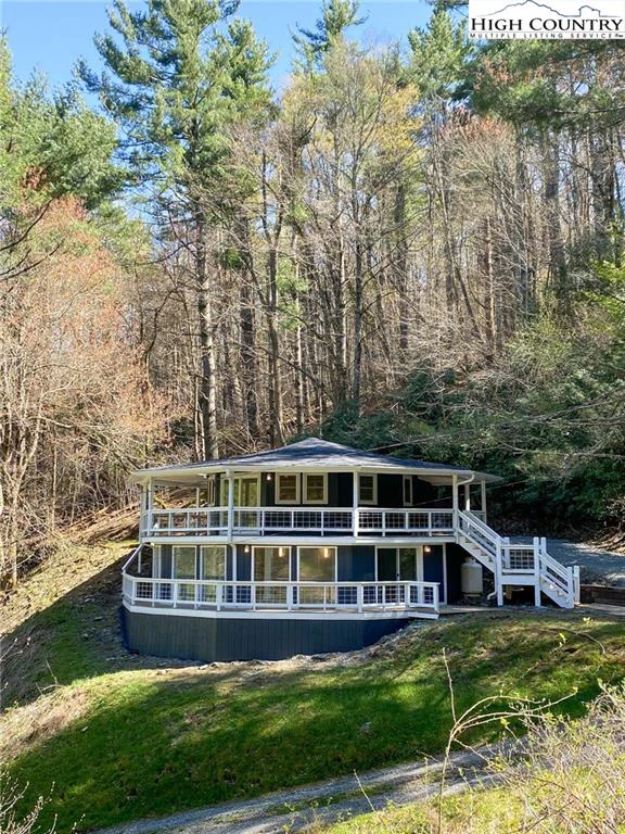 Image number 5 for the current listing