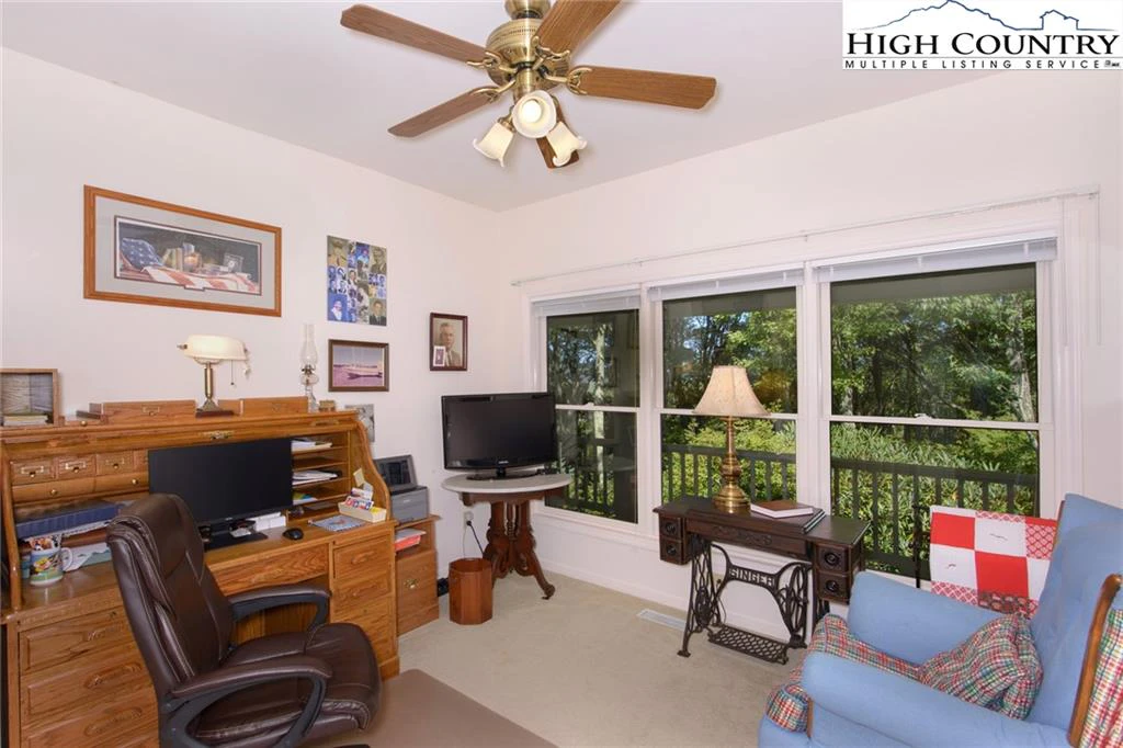 Image number 7 for the current listing