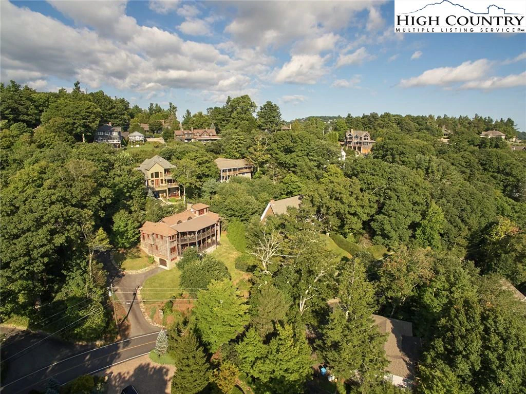 Image number 21 for the current listing
