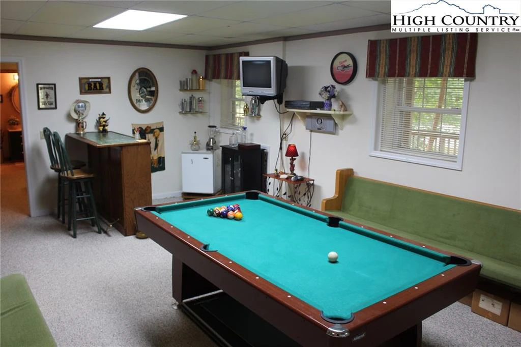 Image number 6 for the current listing