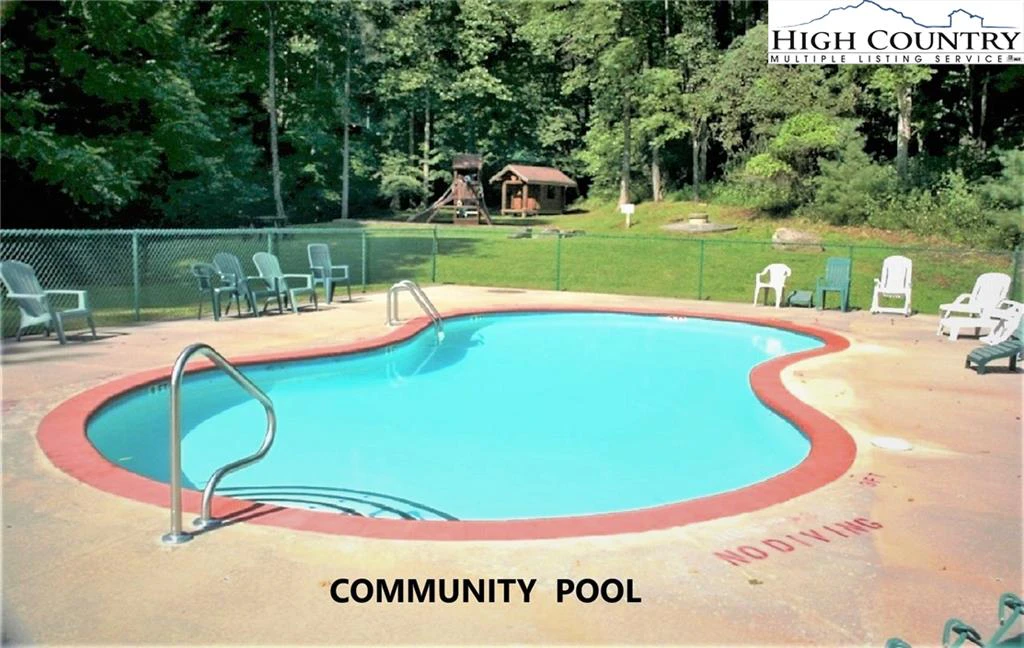 Image number 3 for the current listing