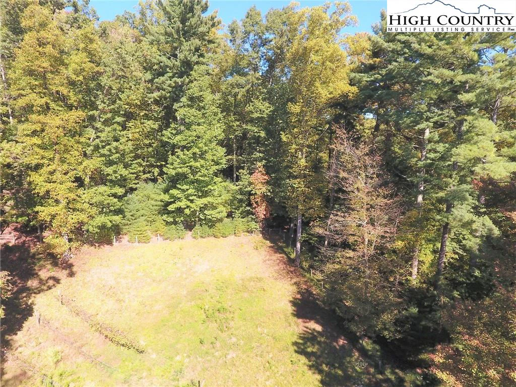 Image number 15 for the current listing