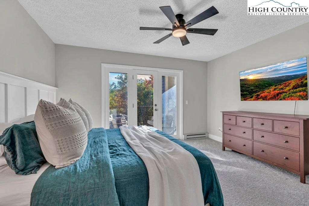 Image number 12 for the current listing