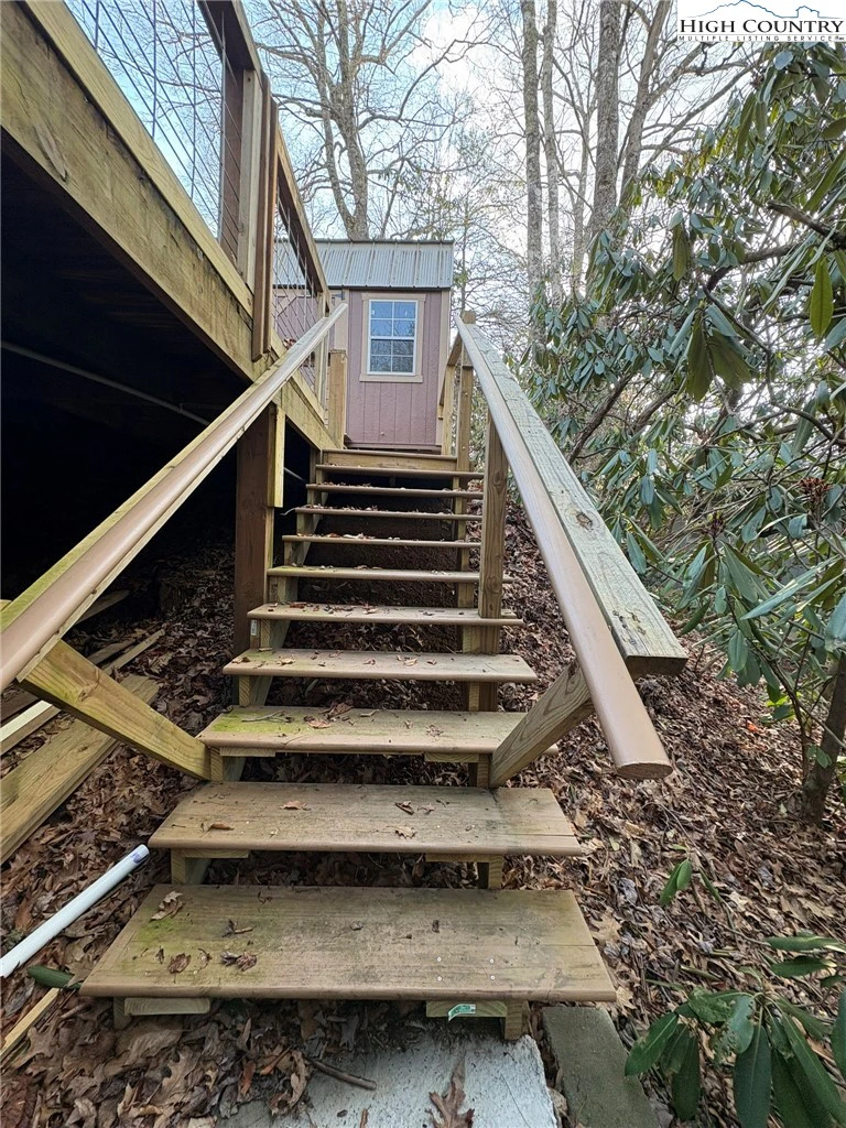 Image number 12 for the current listing
