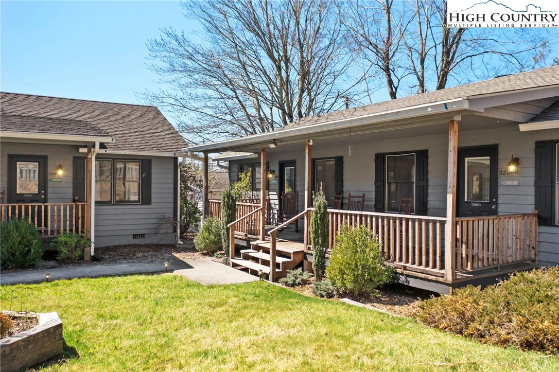 Image number 13 for the current listing