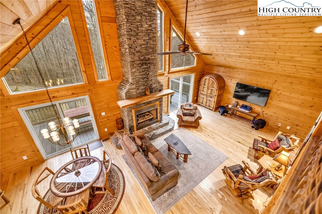 Image number 5 for the current listing