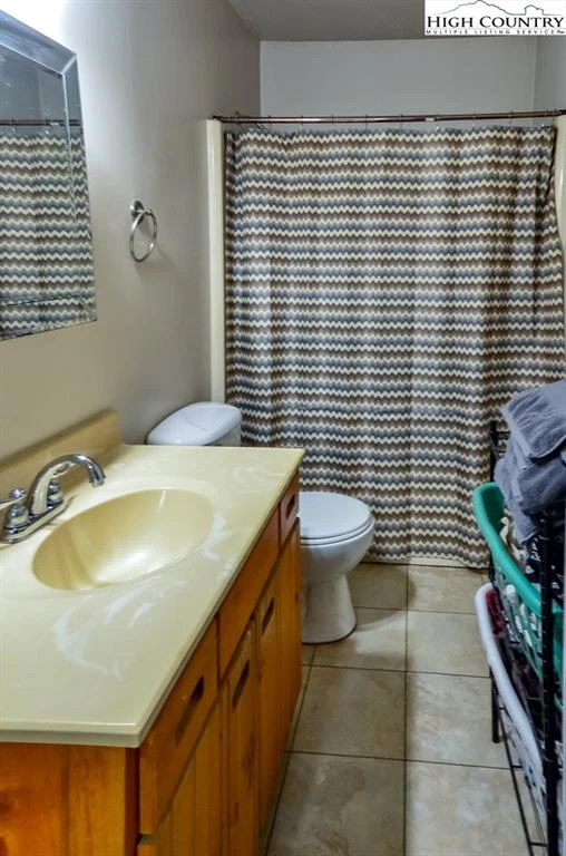 Image number 6 for the current listing