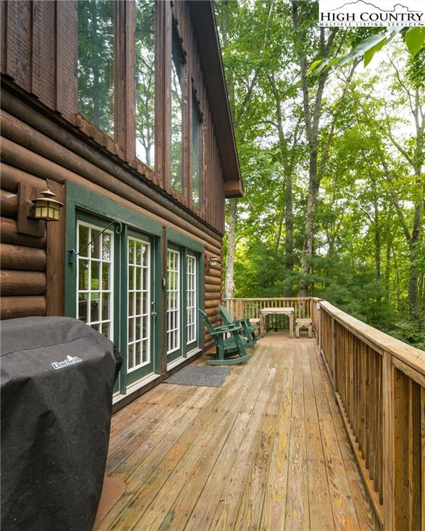 Image number 10 for the current listing
