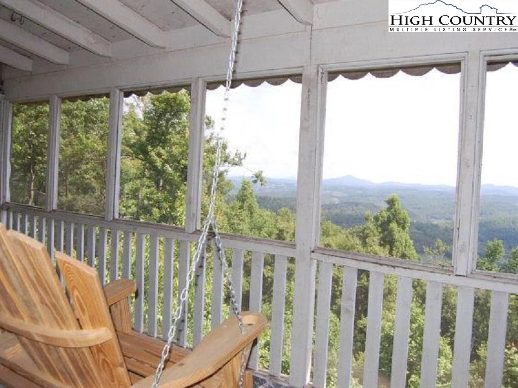Image number 5 for the current listing