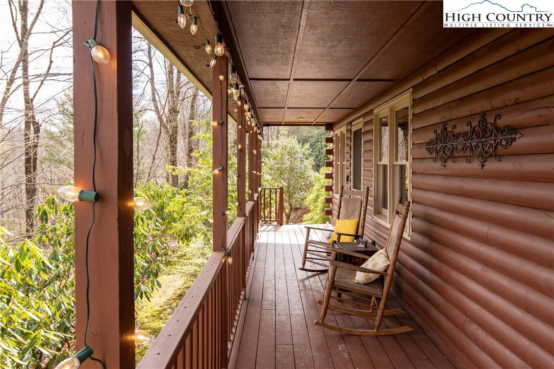 Image number 12 for the current listing