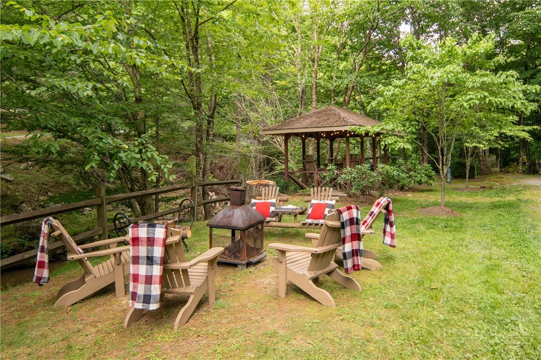 Image number 11 for the current listing