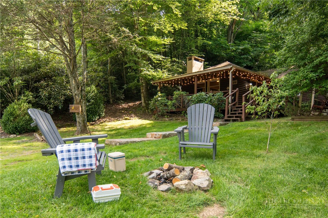 Image number 13 for the current listing