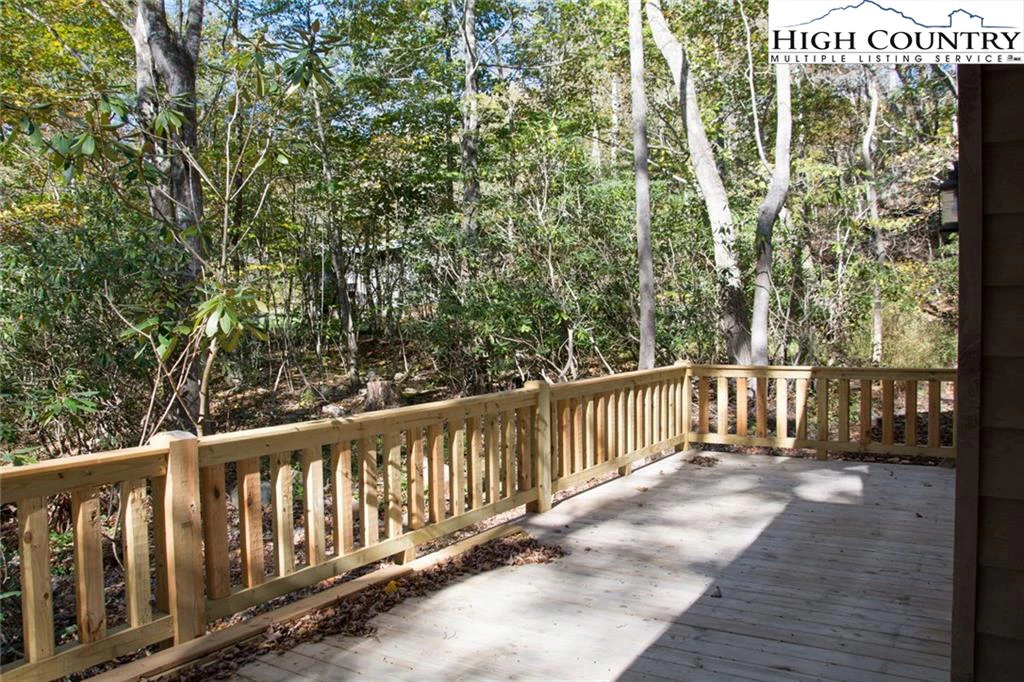 Image number 5 for the current listing