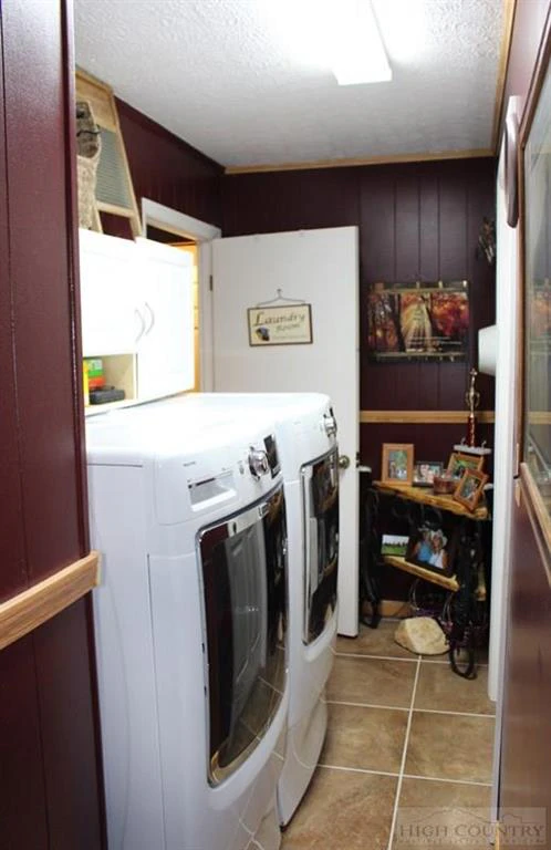 Image number 8 for the current listing