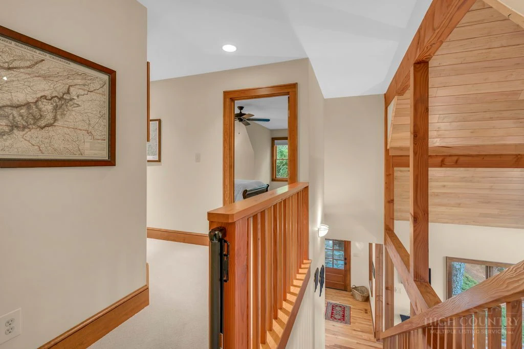 Image number 10 for the current listing