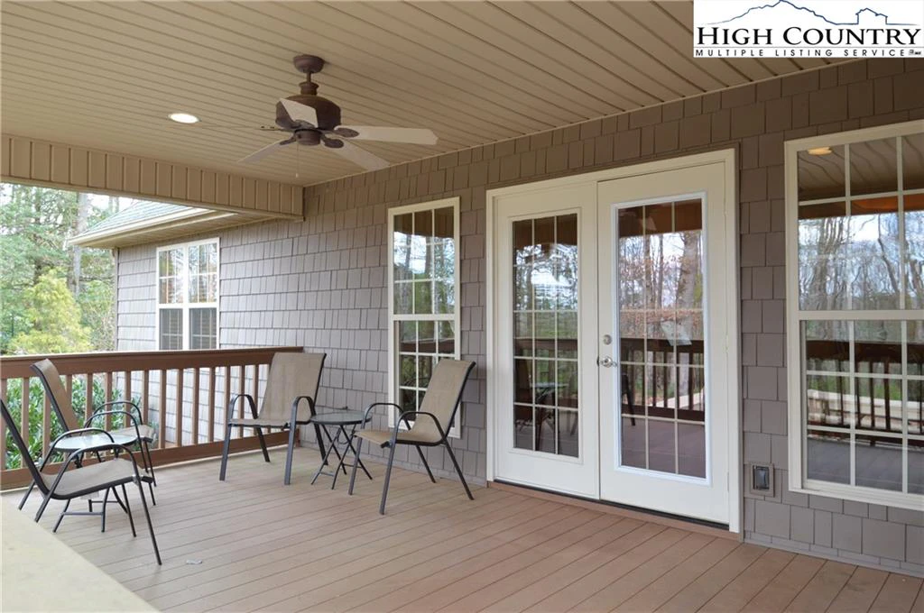 Image number 2 for the current listing