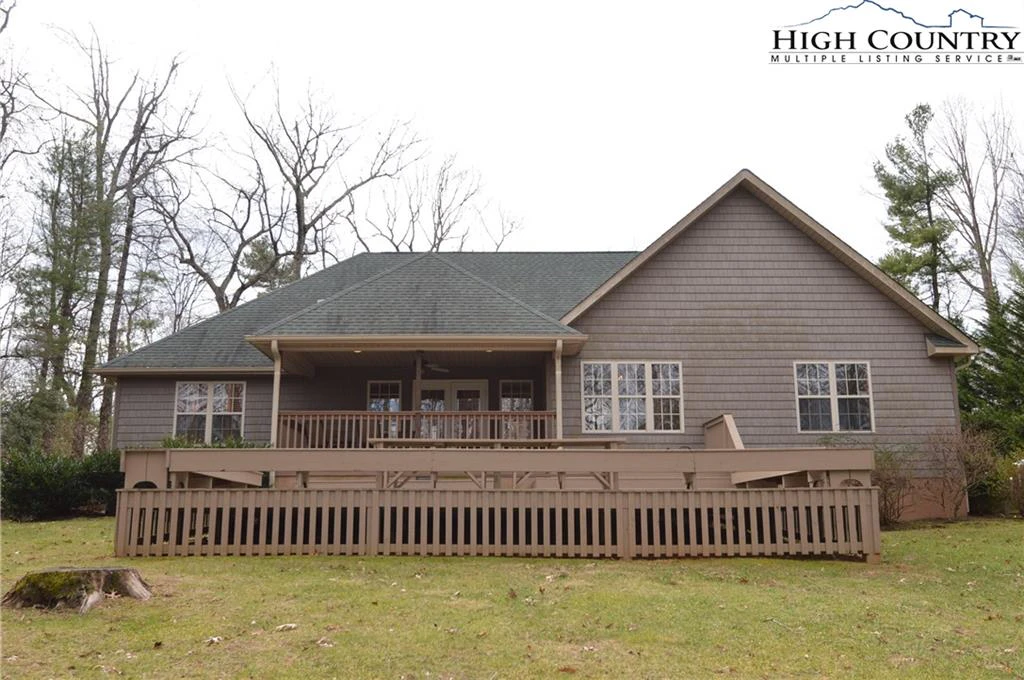Image number 15 for the current listing