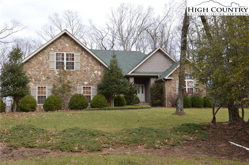 Image number 19 for the current listing