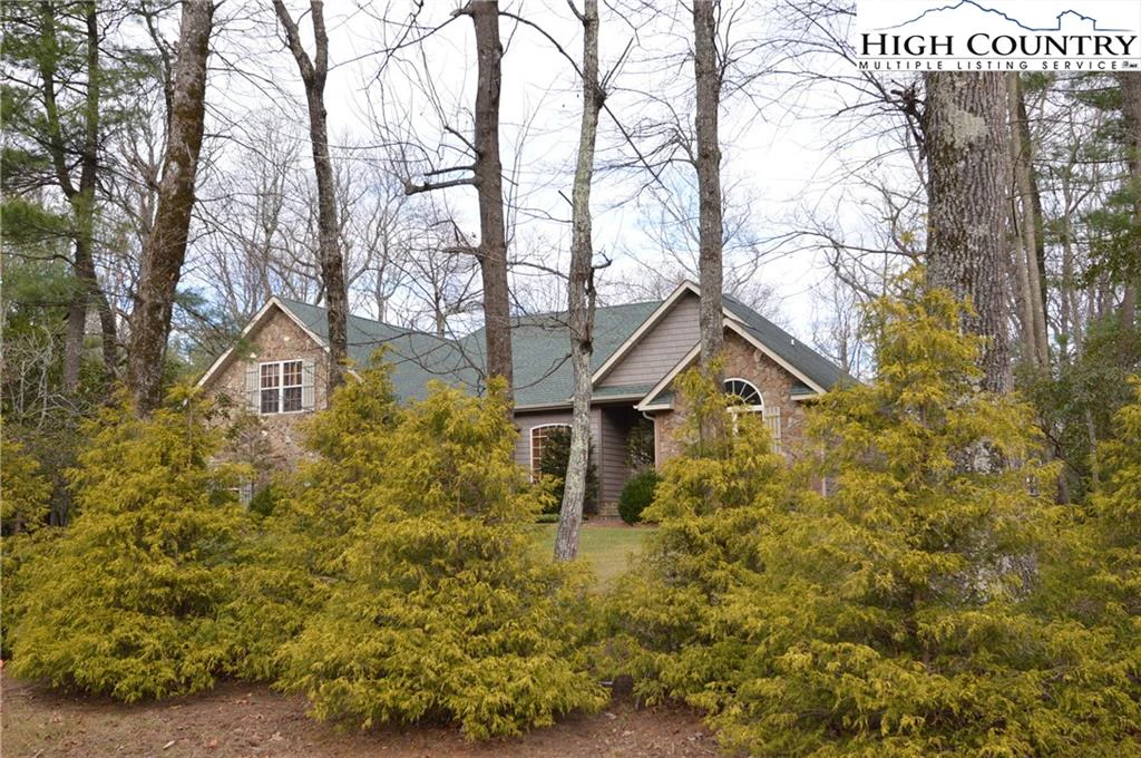 Image number 21 for the current listing
