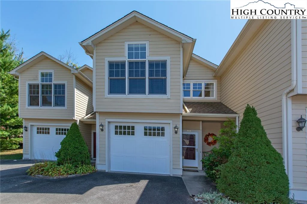 Image number 1 for the current listing