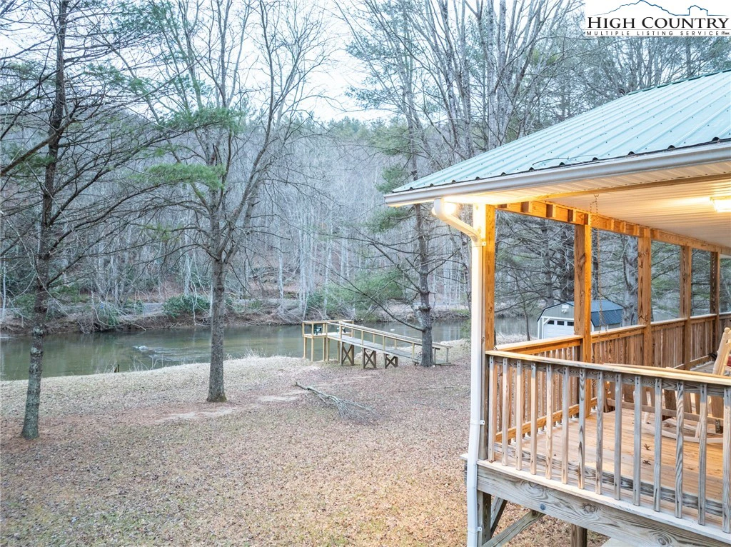 Image number 2 for the current listing