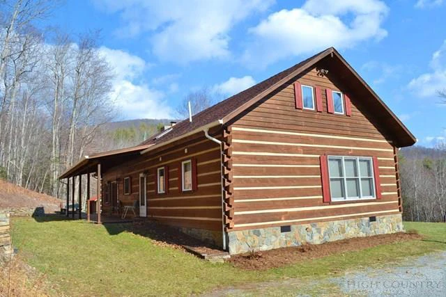 Image number 12 for the current listing