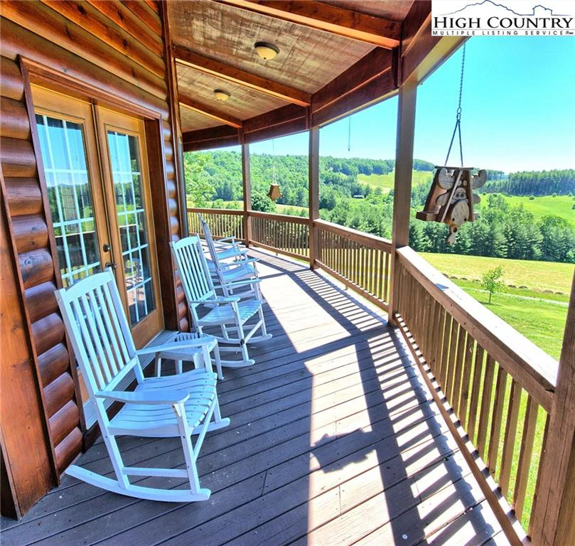 Image number 1 for the current listing