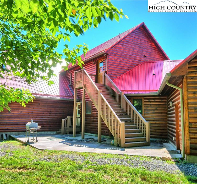 Image number 14 for the current listing