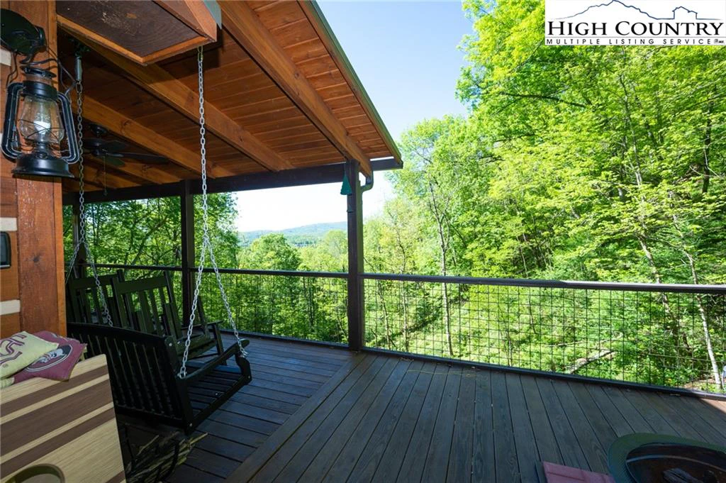 Image number 12 for the current listing