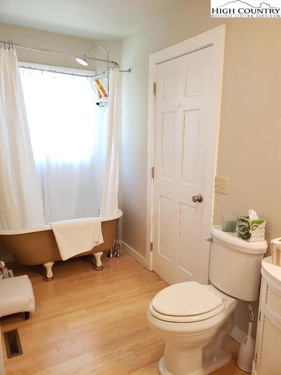 Image number 9 for the current listing