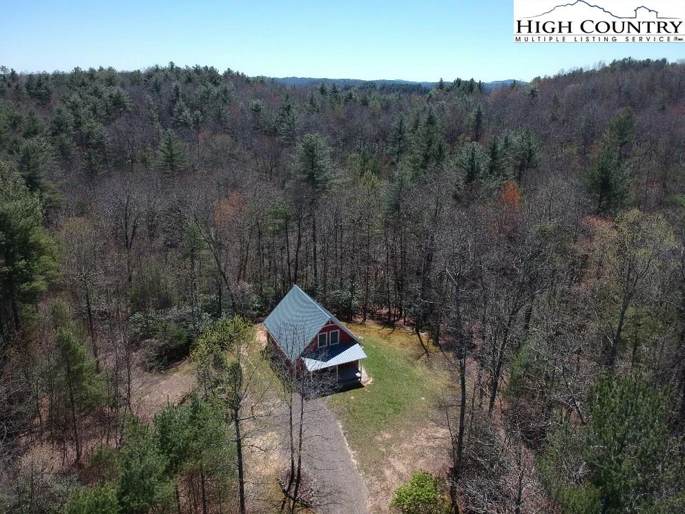 Image number 18 for the current listing