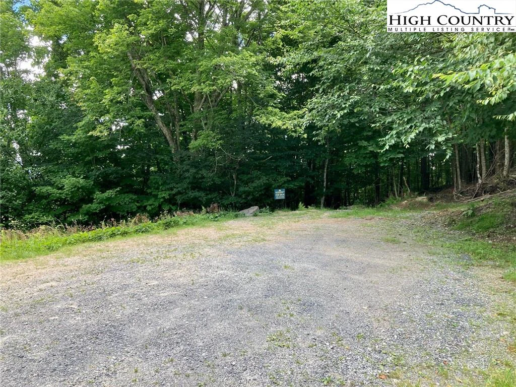 Image number 9 for the current listing