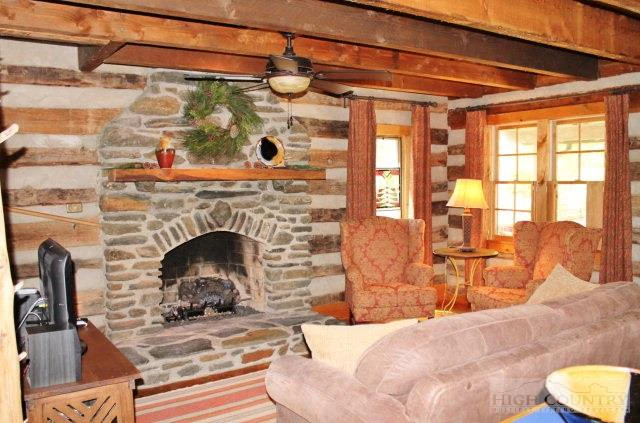 Image number 8 for the current listing
